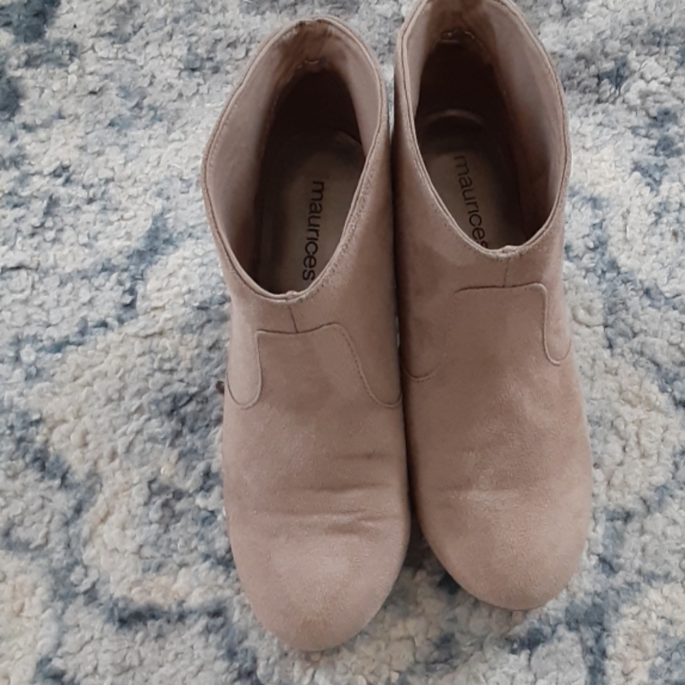Ankle booties